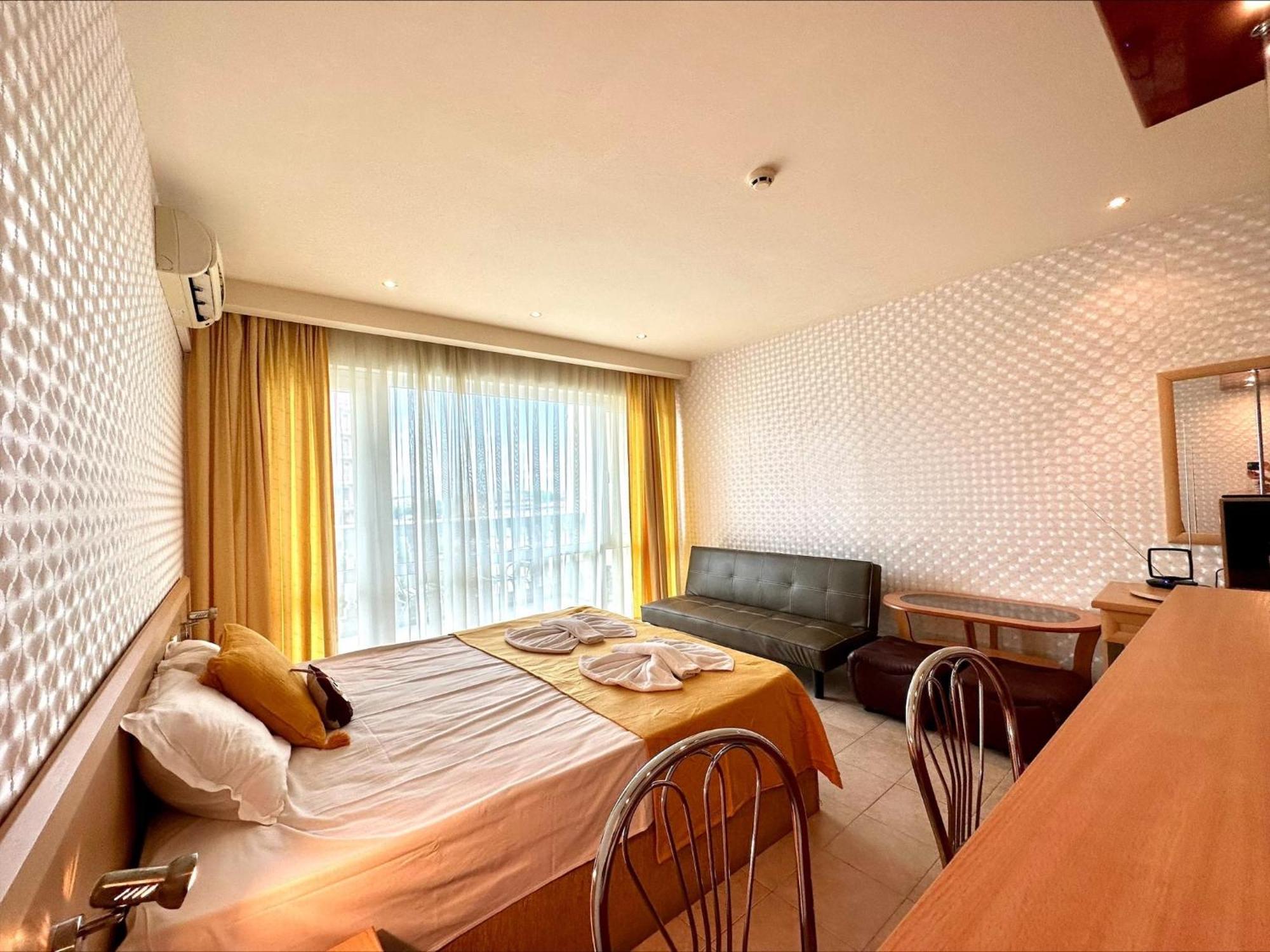 Menada Miramar Palace Apartments Sunny Beach Exterior photo