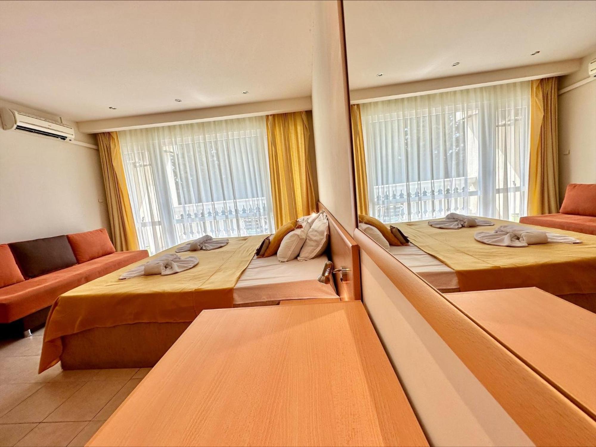 Menada Miramar Palace Apartments Sunny Beach Exterior photo
